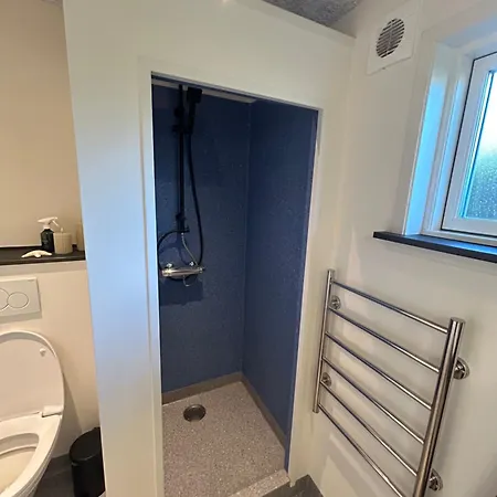 Nyrenoveret,hyggeligt Og Hus Apartamento *